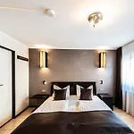 Mauritius Komfort In Der Altstadt Hotel Kolonia