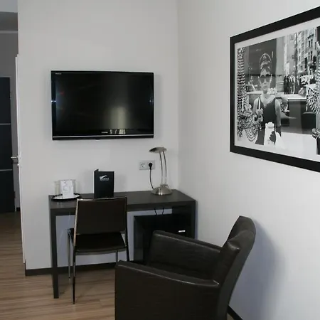 Mauritius Komfort In Der Altstadt Hotel Cologne