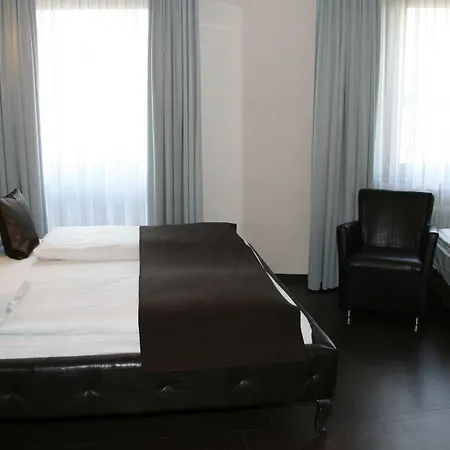 Hotel Mauritius Komfort In Der Altstadt Cologne