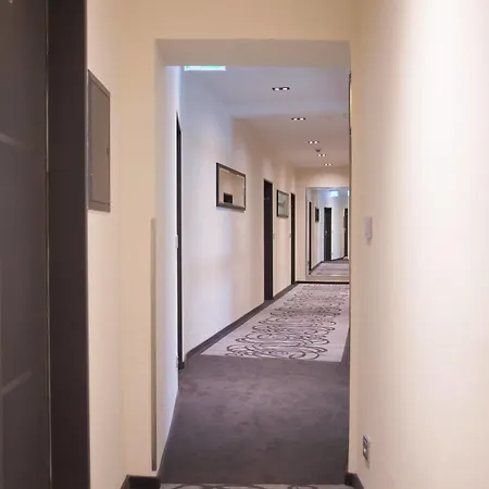 Hotel Mauritius Komfort In Der Altstadt Cologne