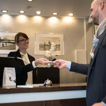 Hotel Mauritius Komfort In Der Altstadt