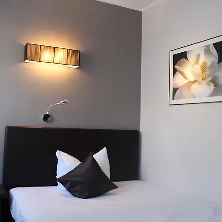 فندق Mauritius Komfort In Der Altstadt 3*