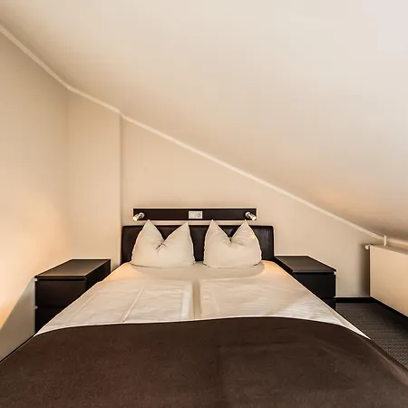 فندق Mauritius Komfort In Der Altstadt كولونيا