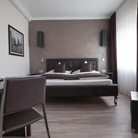 호텔 Mauritius Komfort In Der Altstadt 3*