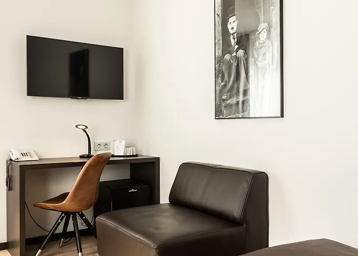 Mauritius Komfort In Der Altstadt Colonia