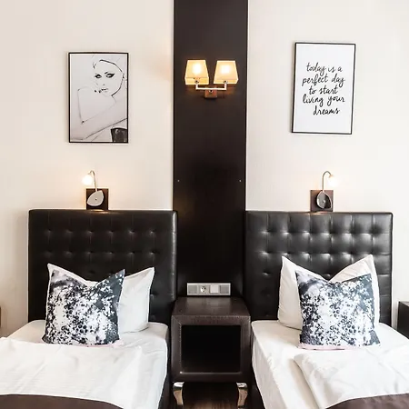 Mauritius Komfort In Der Altstadt Hotel Cologne