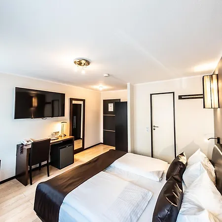 Mauritius Komfort In Der Altstadt Cologne