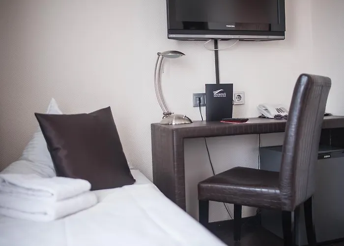 فندق Mauritius Komfort In Der Altstadt 3*